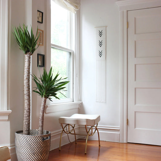 Black and White Wall Art - Long Dotted