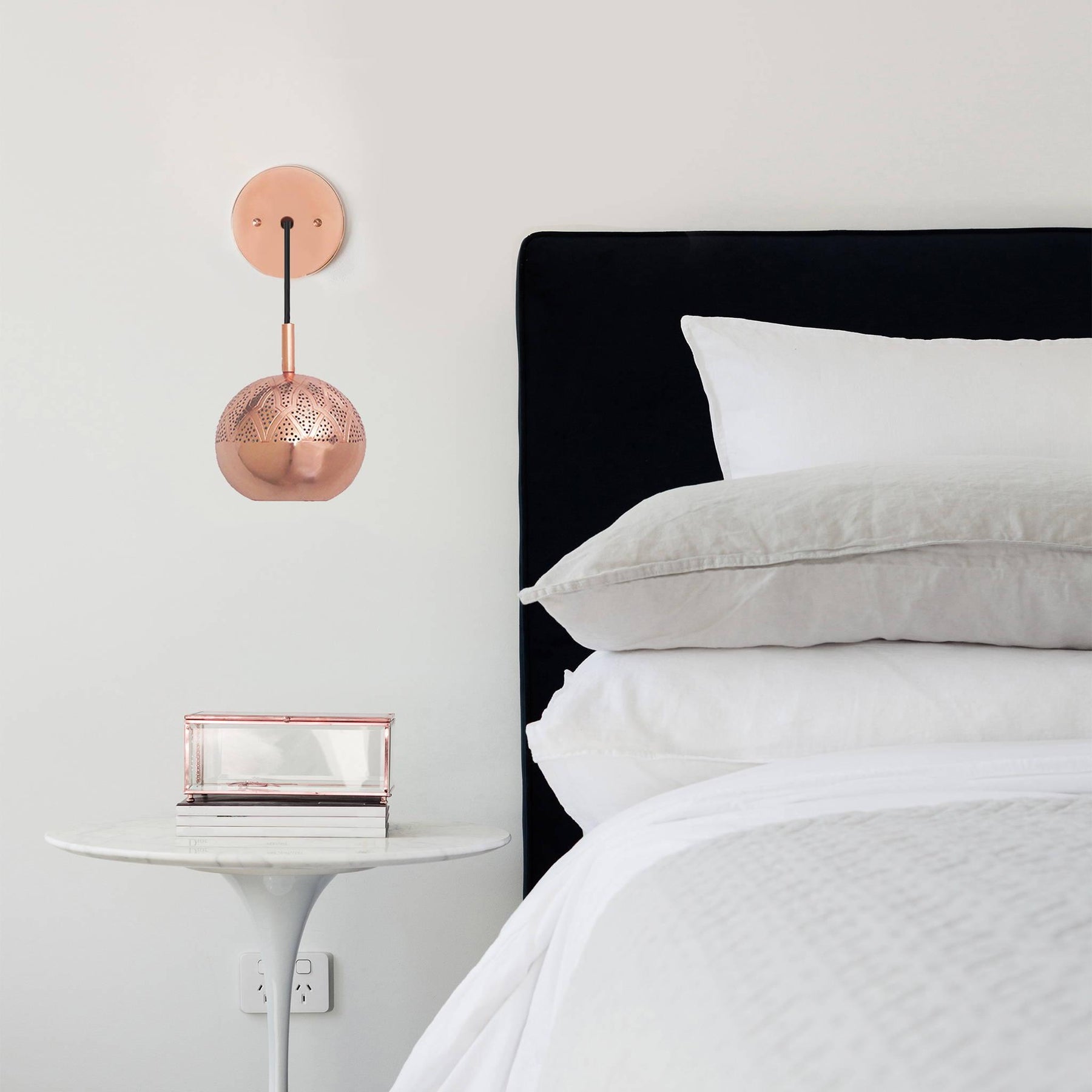 GET CREATIVE WITH STYLISH BEDROOM DECOR IDEAS