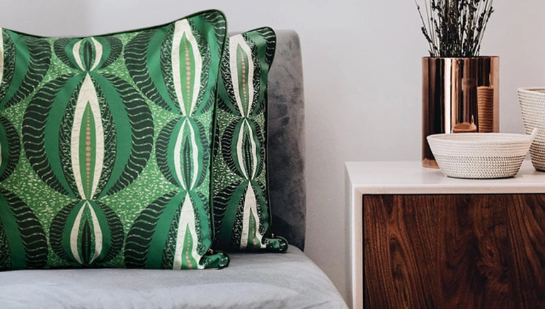 Your Guide to Styling Throw Pillows for Couch, Bed, and Everything In Between