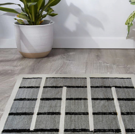 Black and White Geometric Rug - Wool